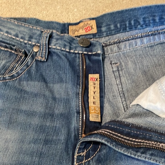 Wrangler 20X 33Extreme Telaxed Fit Jeans 33X36 - Picture 3 of 5